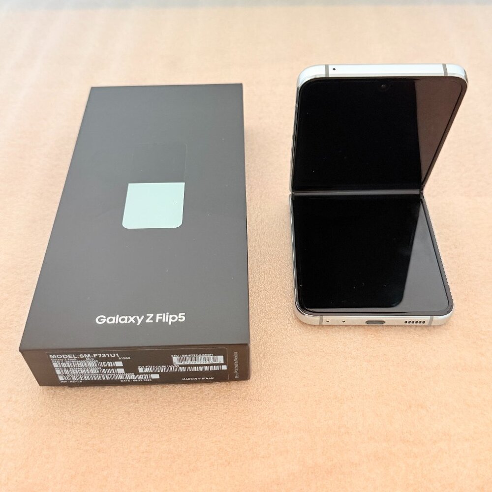 💯 Authentic📱Samsung📱 Galaxy Z Flip5 - 512 GB - Mint (Unlocked) - Picture 7 of 13